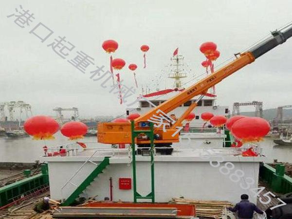 广东清远克令吊销售厂家为大家说明使用船用起重机注意事项