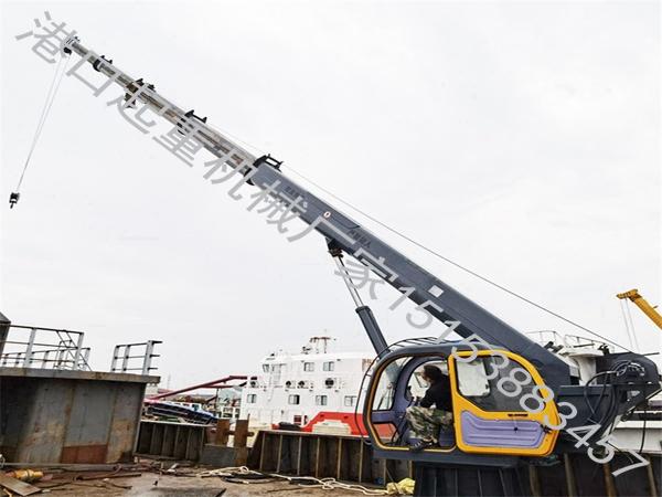 湖南岳阳船用起重机销售厂家克令吊设有多种安全保护装置